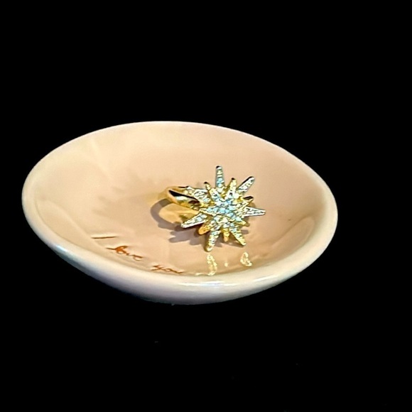 Starburst Art Deco Inspired Ring Gold Plated Fashion Jewelry - Picture 2 of 8